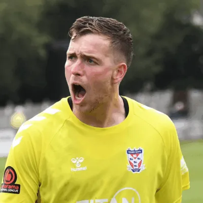 Rory Watson joins Scunthorpe on loan.
